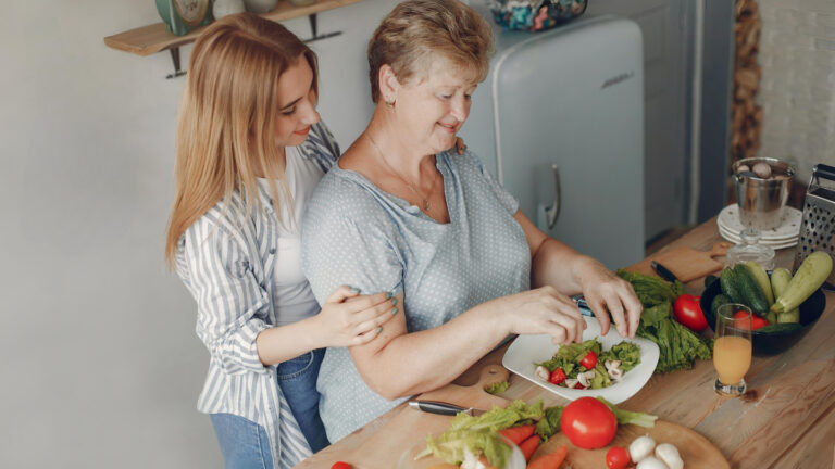обложка статьи о питании при менопаузе